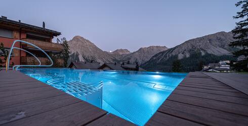 hotel with infinity pool Switzerland